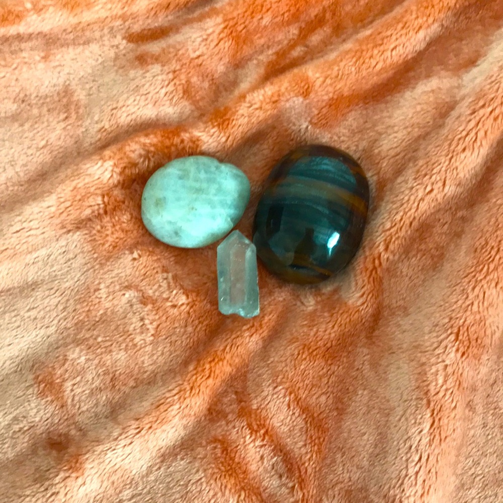 3 crystals